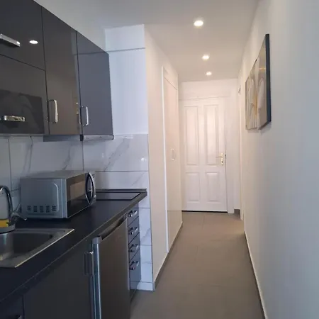 Apartament Flora Poolside View Park *