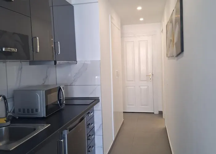 Flora Poolside View Park 아파트 산미겔데아보나