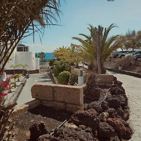 Flora Poolside View Park Daire *